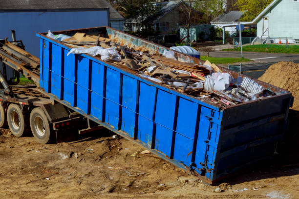 Best Basement Cleanout  in Fowlerville, MI